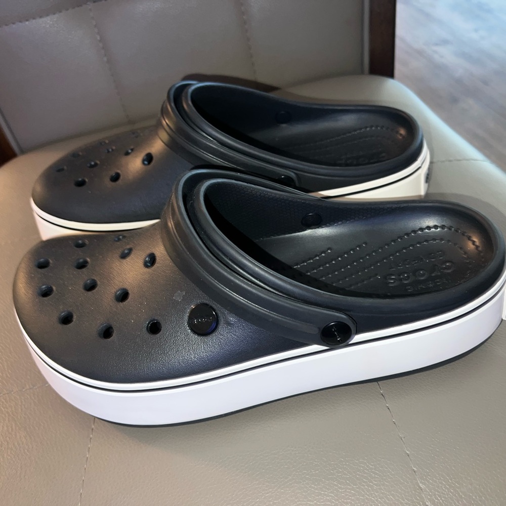 Crocs